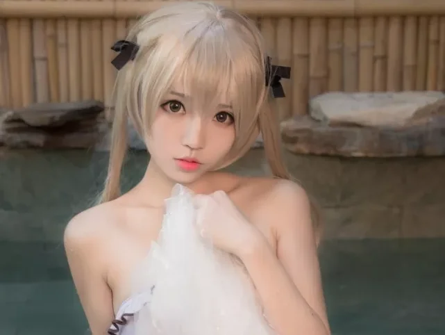 白易子教主 – cosplay合集[已更新至33期]~[495P – 3.6G]