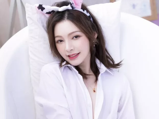 白露Bululu – cosplay合集[已更新至2期]~[197P – 2G]